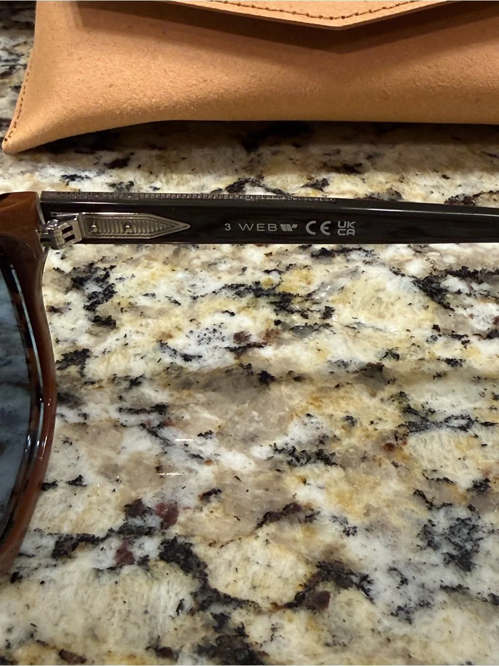 Men’s Tortoiseshell Sunglasses - Brown Lenses